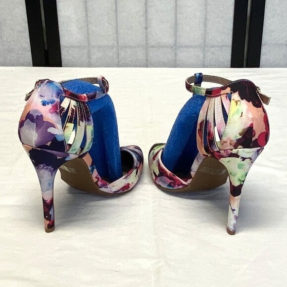Dream Pairs Oppointed 7.5 Floral T-Strap Closed Toe Stiletto Heel Dress Pumps - Picture 5 of 12